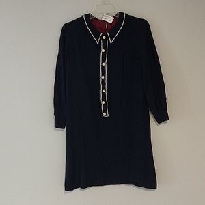 Vintage long sleeve collared shift dress